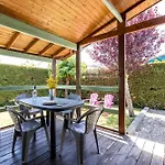 בית נופש Yoya לנטון